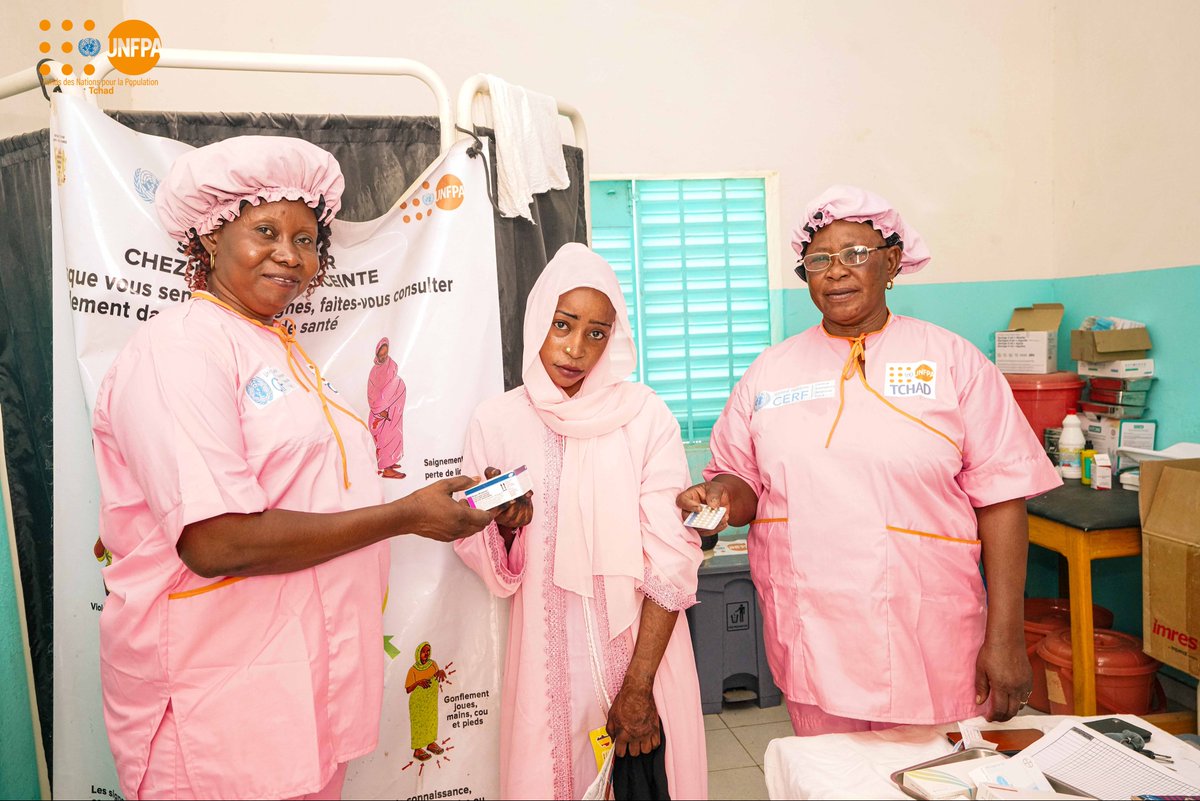 In the maternity ward of the Guilmey camp for Cameroonian refugees, thanks to UNFPA's humanitarian midwives, every month more than 100 women and girls receive modern contraceptive methods free of charge. @UNCERF @UNFPA_WCARO @UnhcrTchad @UNICEFChad @iomchad