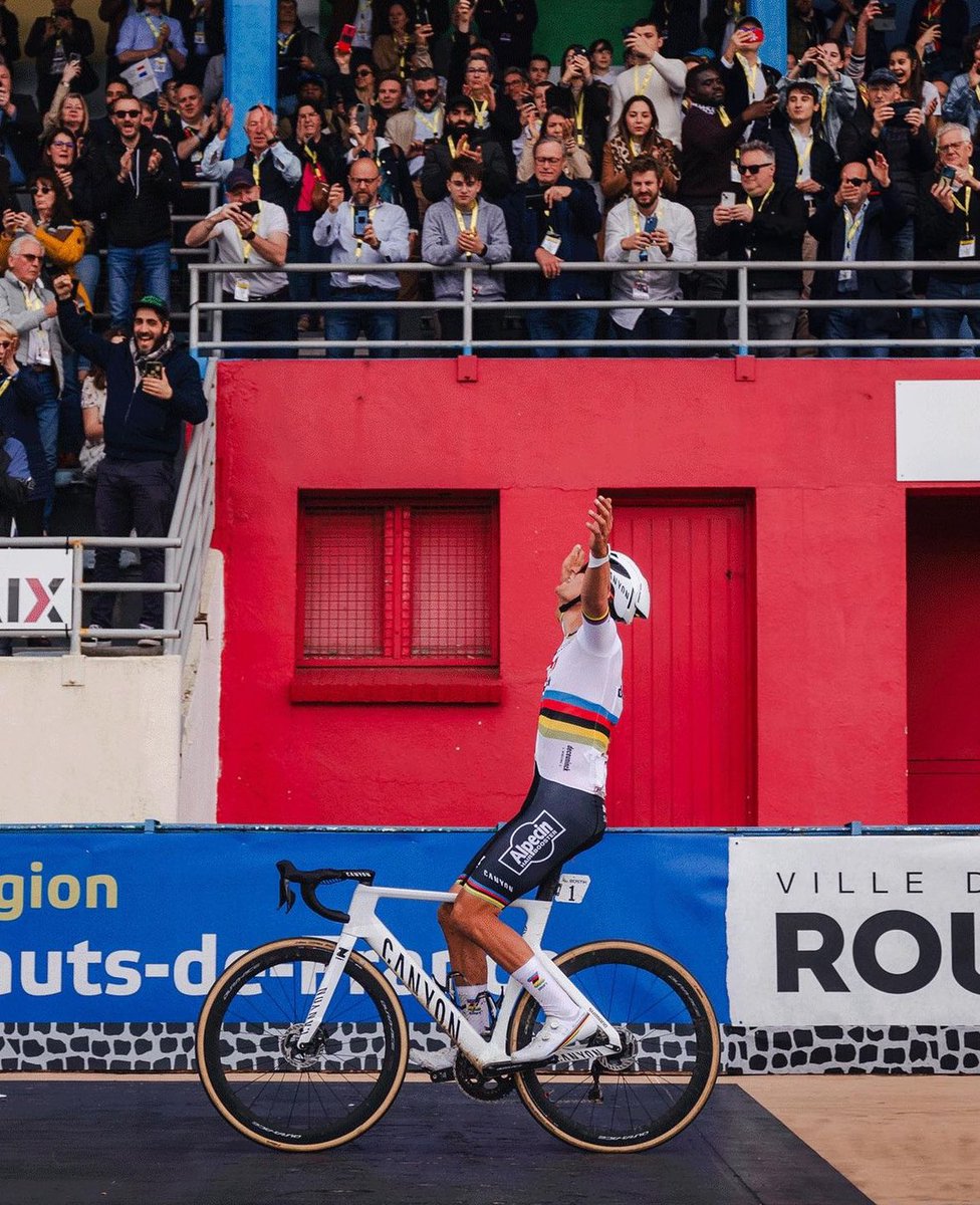 8. Generally more monuments

I am sure Mathieu will target the spring monuments until the end of his career and winning them will be always goal. If he will want the record at Paris Roubaix, then he will have to win three more times, it will be hard, but not impossible.