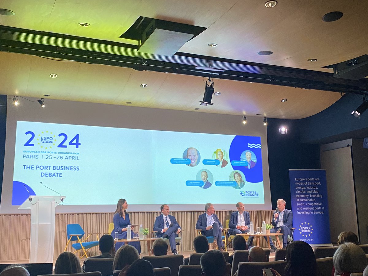 <a href="/VHaapasaari/">Ville Haapasaari</a> <a href="/PortOfHelsinki/">Port of Helsinki</a> at the stage #ESPOConf2024 in Paris elaborating how the recent crises have impacted the port business.  More focus on resilience and contingency planning is needed but still the most important thing is to keep eye on the ball - your own market.