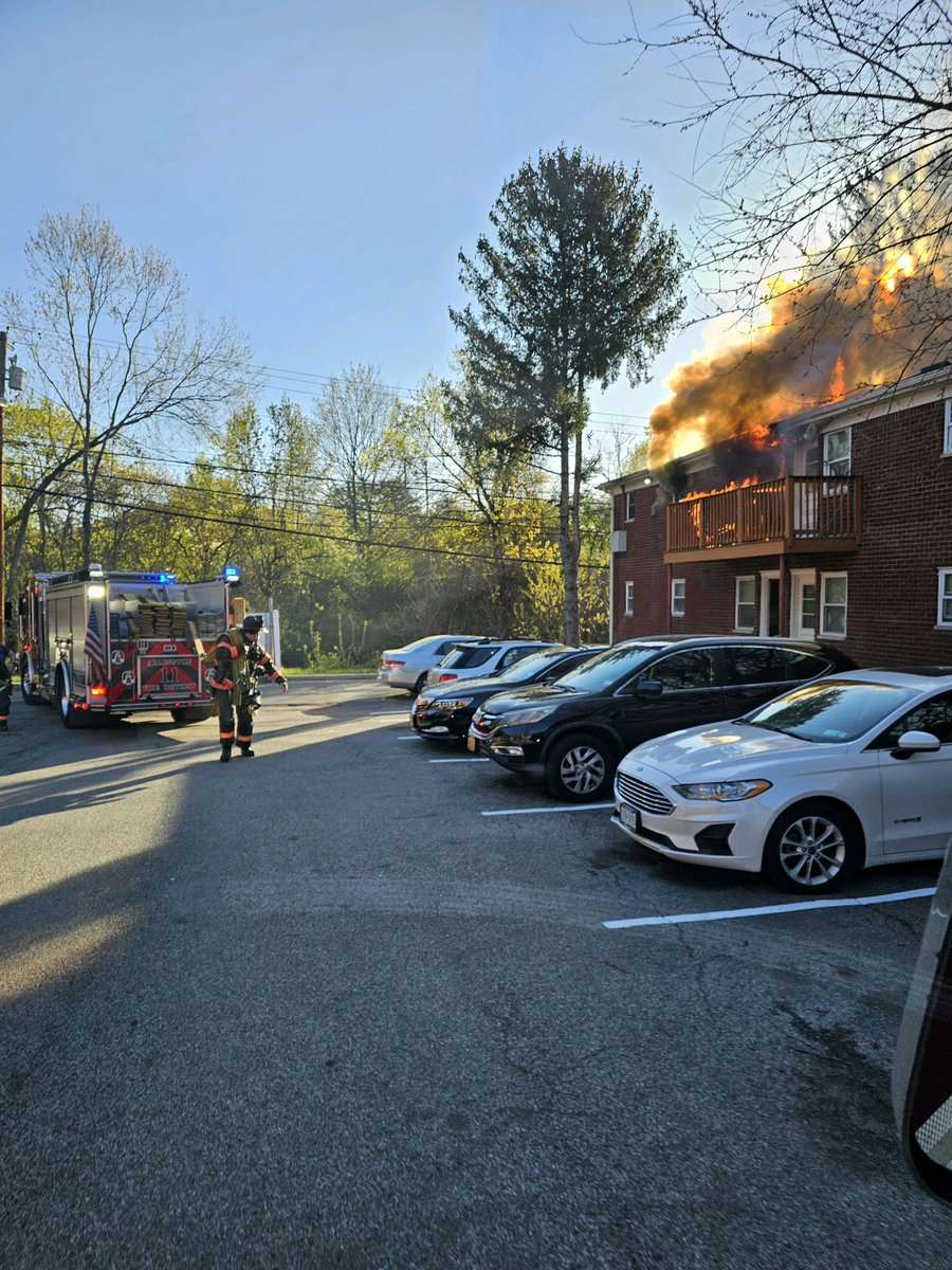 Arlington Professional Firefighters are operating at a 2nd Alarm fire in an apartment at Manchester Garden Apartments. The main body of fire was knocked down in approximately 10 minutes from arrival and crews are overhauling at this time. #IAFF #Local2393 #ArlingtonNY