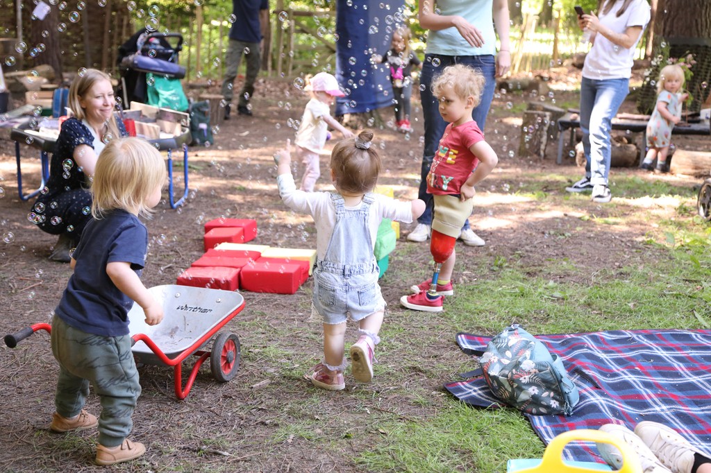 YSPsculpture's tweet image. April is #LimbDifferenceAwarenessMonth and we’re proud to celebrate our work with @LBofoundation who support local families with limb difference. 

Tune in to @RadioRangoli tomorrow at 11.00 to hear more about our work together 🔗 rangoliradio.com/listen-live

📷️ Jane Hewitt