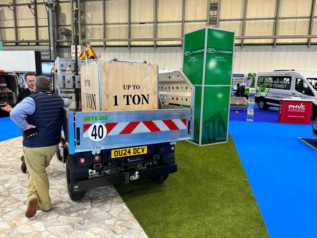 EtesiaUK's tweet photo. Less than 3 hours to go of @thecvshow 2024.
We would like to thank everyone who has come to see us so far, we've certainly enjoyed exhibiting here for the first time.
#etlander #utilityvehicle #etesia https://t.co/sACg3rcZS8