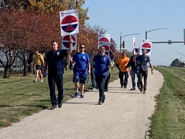 Teamsters Local 727 members who work at PepsiCo Beverages North America have voted by a resounding 95 percent to authorize a strike.

Why did so many company employees go on strike during the Biden administration?

He is the most failed president so far.