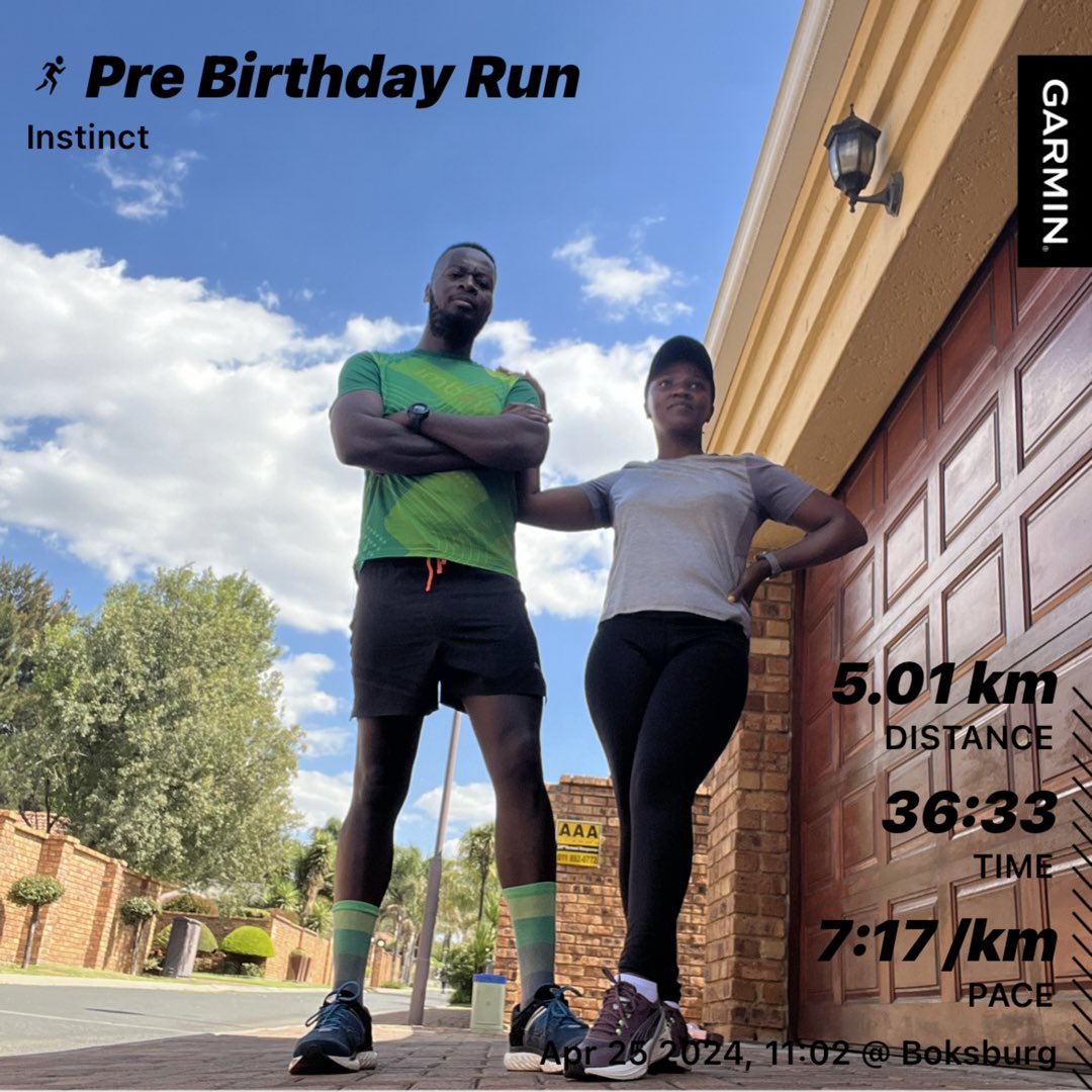 Thursday running with Madam #FetchYourBody2024 #TrapnLos #IPaintedMyRun #Khozoski #Khozoskithefinisher