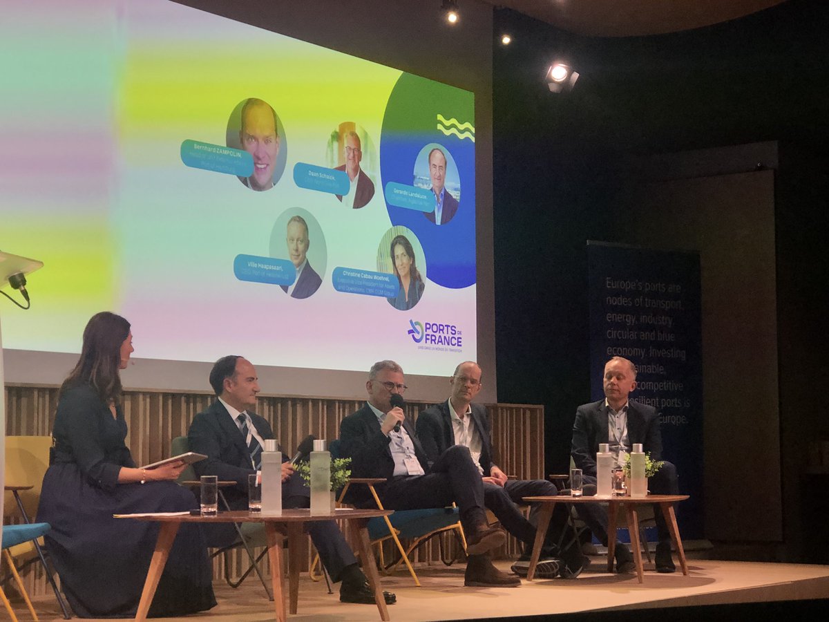 Annaleena Mäkilä (@annaleenamkl) on Twitter photo Port managing bodies need to step out of their classical roles and governance. Energy transition requires co-operation with new stakeholders. Let’s connect Ports in Europe says Daan Schalck <a href="/DaanSchalck/">Daan Schalck</a> at #ESPOconf in #Paris <a href="/suomensatamat/">Suomen Satamat ry</a> <a href="/ESPOSecretariat/">ESPO Secretariat</a> Port managing bodies need to step out of their classical roles and governance. Energy transition requires co-operation with new stakeholders. Let’s connect Ports in Europe says Daan Schalck <a href="/DaanSchalck/">Daan Schalck</a> at #ESPOconf in #Paris <a href="/suomensatamat/">Suomen Satamat ry</a> <a href="/ESPOSecretariat/">ESPO Secretariat</a>