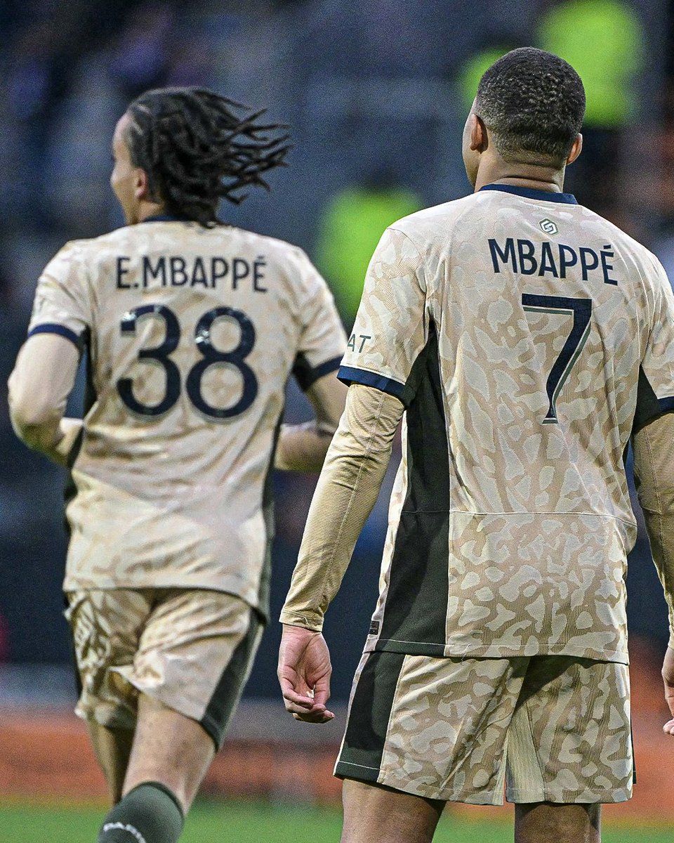 The Mbappé brothers are dominating on the field together and it's a joy to watch. Bonding over football, they're a force to be reckoned with. #FamilyGoals #Ligue1 🔥