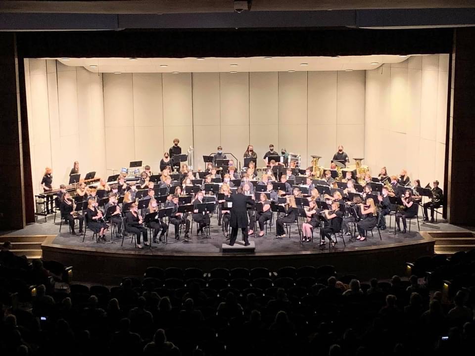 MVBAND4LIFE's tweet image. Join us on Wednesday, May 1st at 7:30PM for the Concert Band&apos;s Large Group Concert. We will also acknowledge our 19 Seniors and their parents. It will be an emotional night of goodbyes!