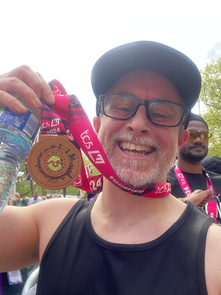 “I am not a runner.” Catching his breath and proudly showing his medal Mark Our Progression Pathways lecturer, crosses the line at the @LondonMarathon. 🥇🏃 Despite declaring himself 'not a runner,' Mark pushed through every 26.2-miles of the race, crossing the finish line with…