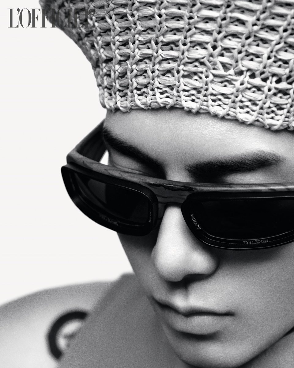 teamwangofcl's tweet photo. L’OFFICIEL PARIS and L’OFFICIEL USA May 2024 issue cover 

@JacksonWang852 
@LOFFICIELUSA 
@lofficielparis https://t.co/EXB8p4K8lq