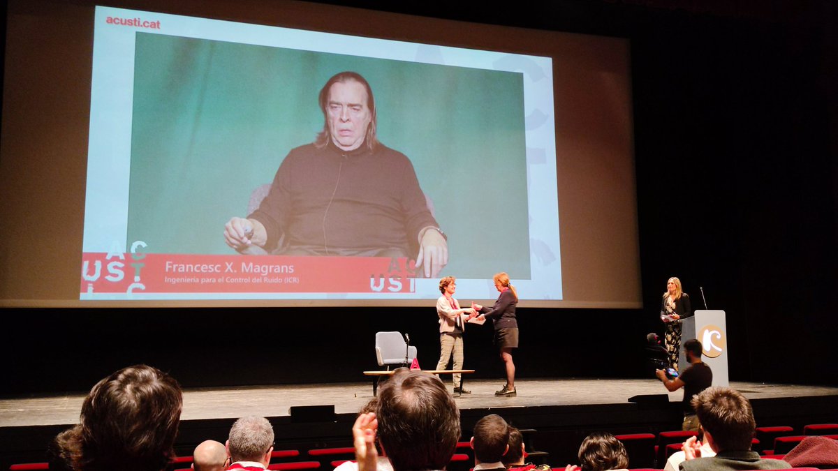 Edu_Puig's tweet photo. Dos premis #ACUSTICAT #ACUSTICAT2024 molt merescuts, un a títol pòstum per en Francesc X. Magrans de @icrsl i el premi a la trajectòria professional pel Dr. Josep Martí de @LaSalleBCN https://t.co/IofuHqs4Uj
