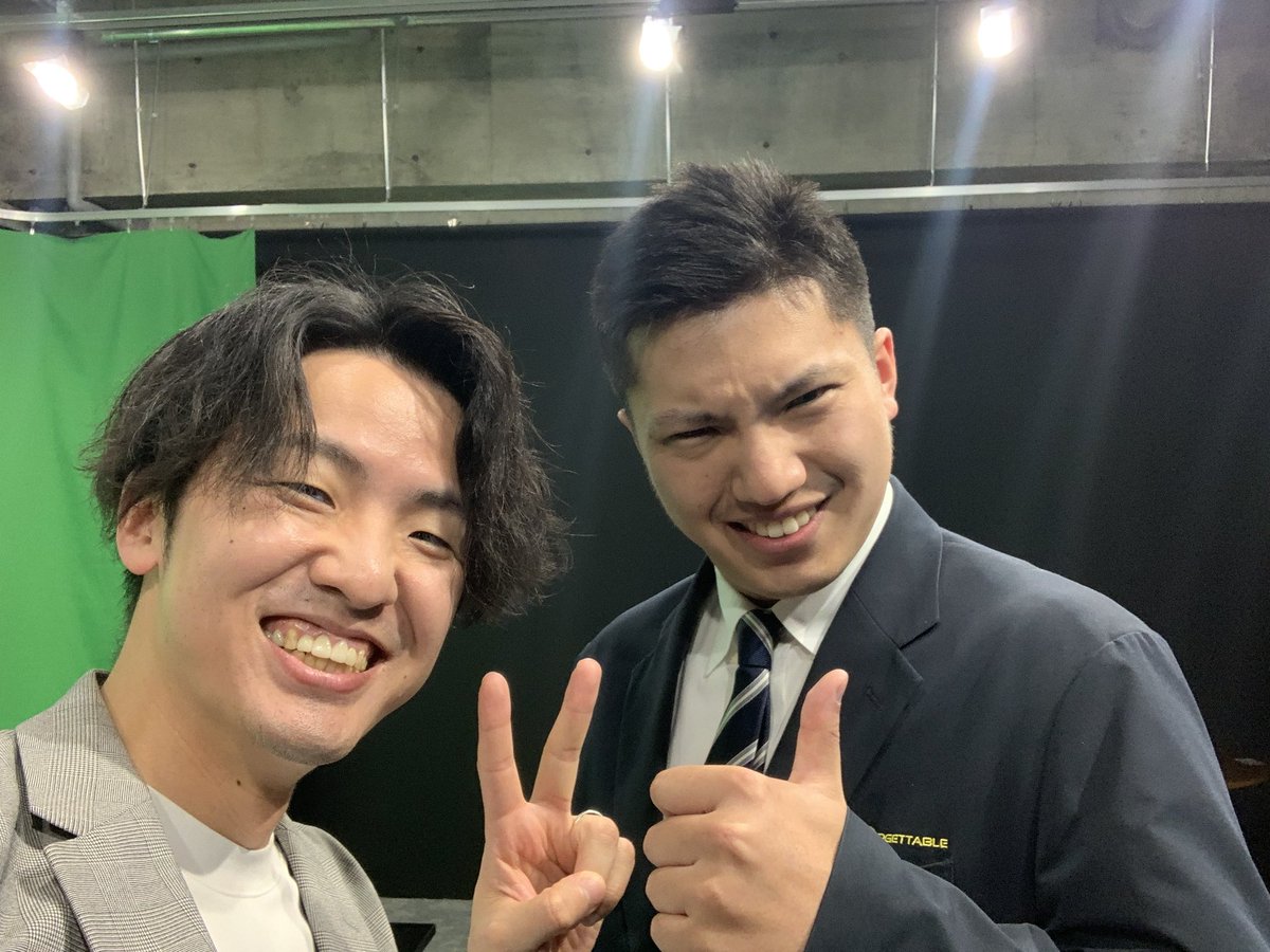 YuukiGames27's tweet photo. GGL終わり！サモリフ実況おもろすぎる。

Ninomasさんの解説完璧だし、スタッフの皆さんのサポートも最高すぎた🔥

試合も熱くてほんとに楽しかった！
ありがとうございました✨ https://t.co/xHexuNMxBT