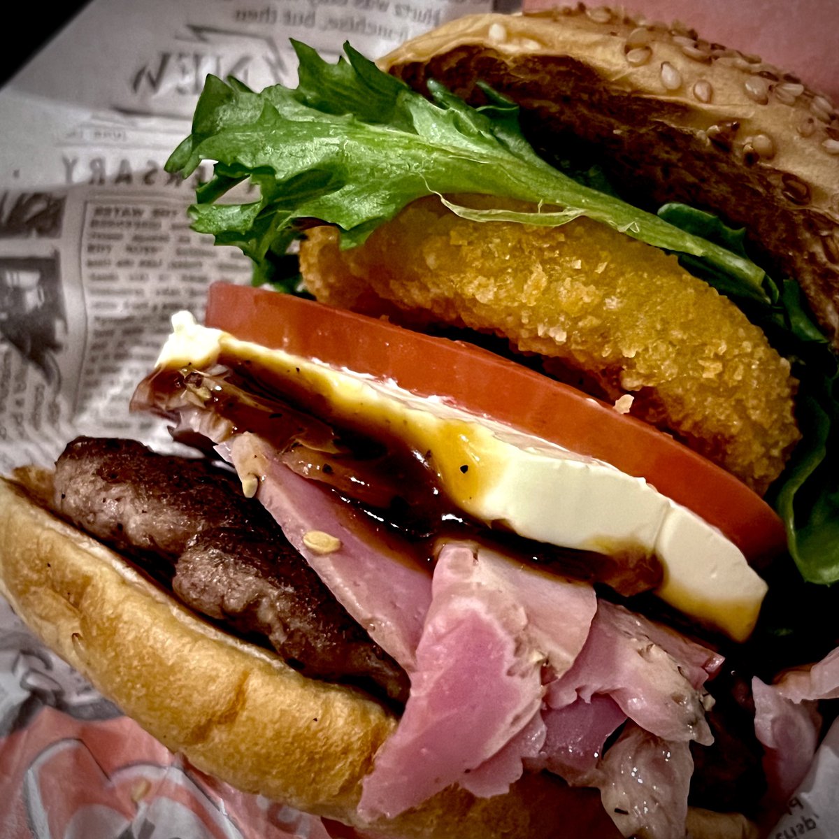 youken_mfg's tweet photo. 今宵は エンダーのバーガー をお供に オリオン名護ビア CRAFT LAGER を頂きます。
出張最終日前夜はギルティしちゃいますw 
もはや多くは語るまい✨-∀ - 
#晩酌 https://t.co/lhp8jaYspP