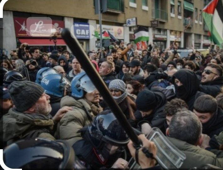 Urielbertolami's tweet photo. #25aprile 
Ieri come oggi, le bestie nazipalestine sono sempre dalla parte sbagliata della Storia!
Da un lato, nazisti ieri e naziislamici violenti oggi!
Dall'altro gli eroi della #BrigataEbraica di ieri ed i pacifici manifestanti oggi! https://t.co/LAxuMDMEWL