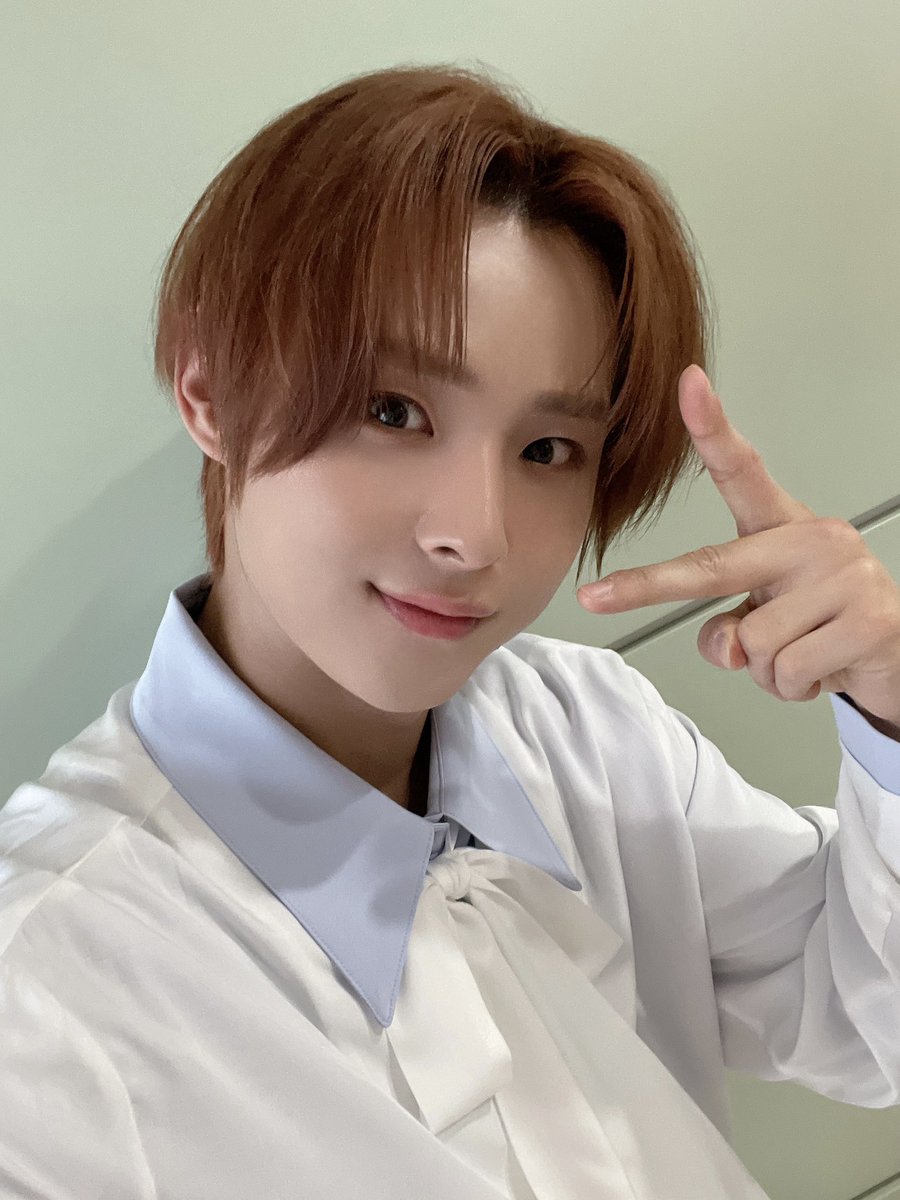 #민규 #MINGYU
영화 속 남주는 나 여주는 너 장르는 로맨스…🤫😆