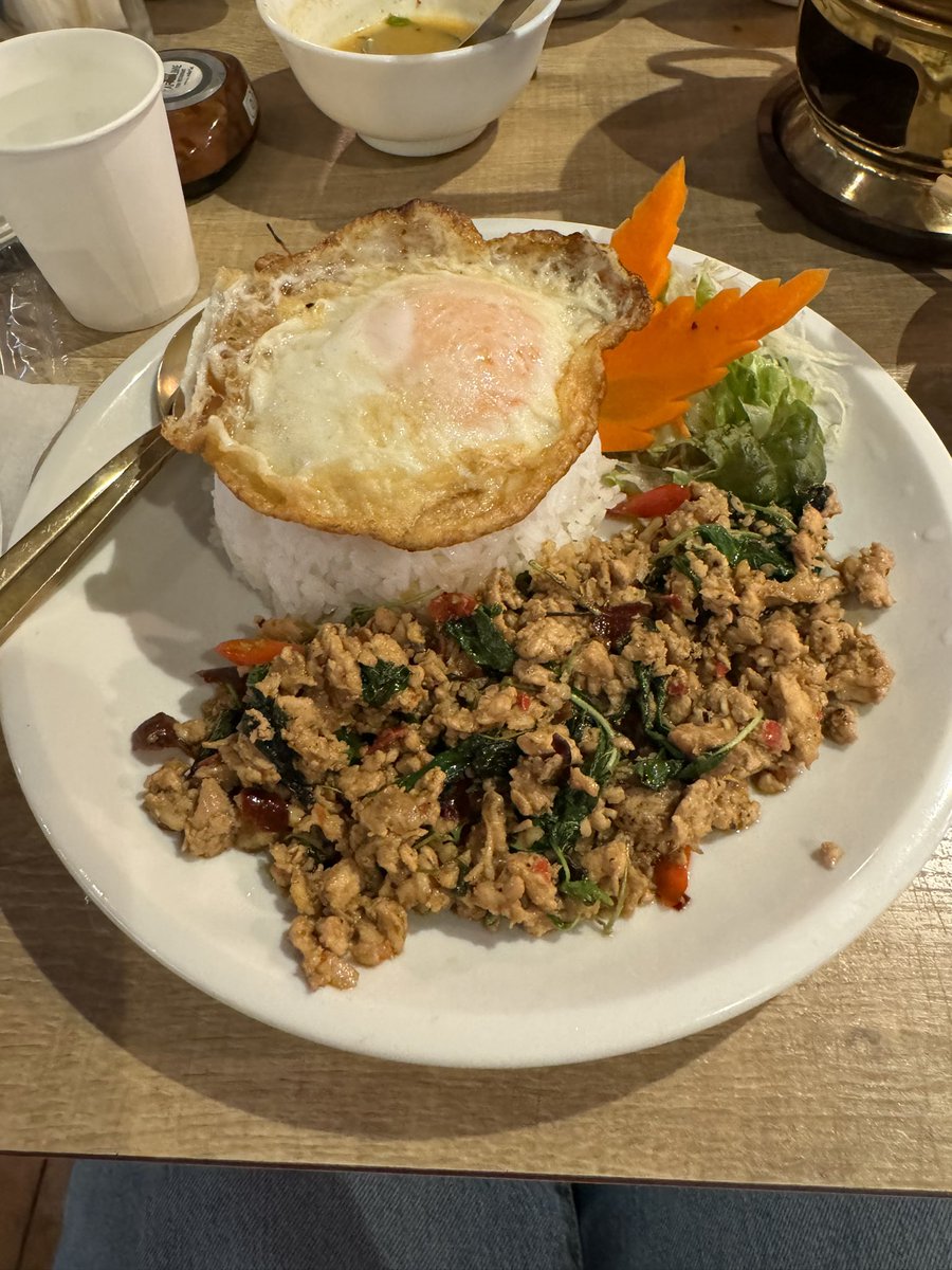tastingisland's tweet photo. My favorite Thai restaurant in Tokyo 😋
Every single time so authentically good!

#thai #thaifood #thaifoodlover #gapao #gapaorice #tomyumsoup #tomyum #tomyumkung #tokyo #shibuya #omotesando #jingumae #whenintokyo #japan #japanfood #tokyofood #tokyofoodie https://t.co/CozRYckYFo