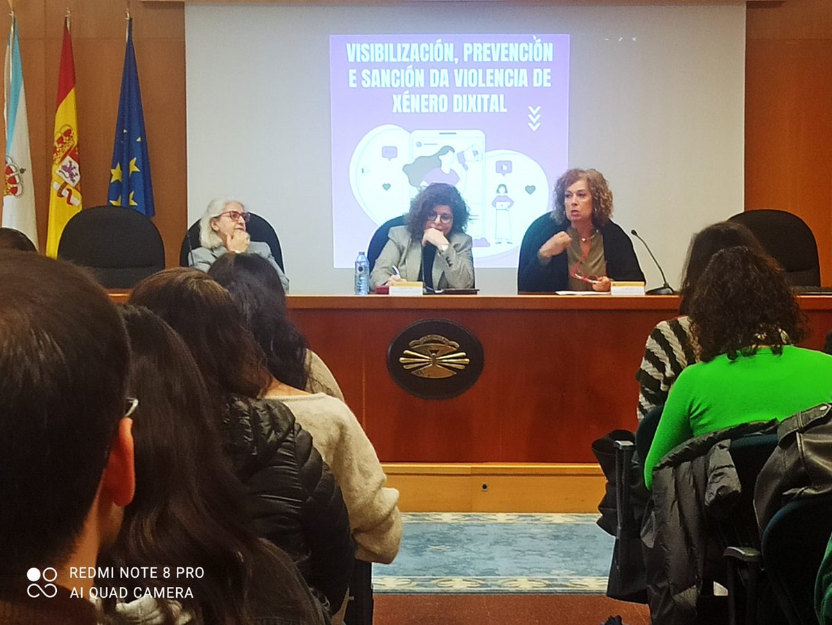 A violencia de xénero dixital, a súa visualización, prevención e sanción, centraron a xornada formativa que se celebrou hoxe na Facultade de Dereito da Universidade da Coruña, organizada pola #UDC en colaboración coa @DelGobGalicia.