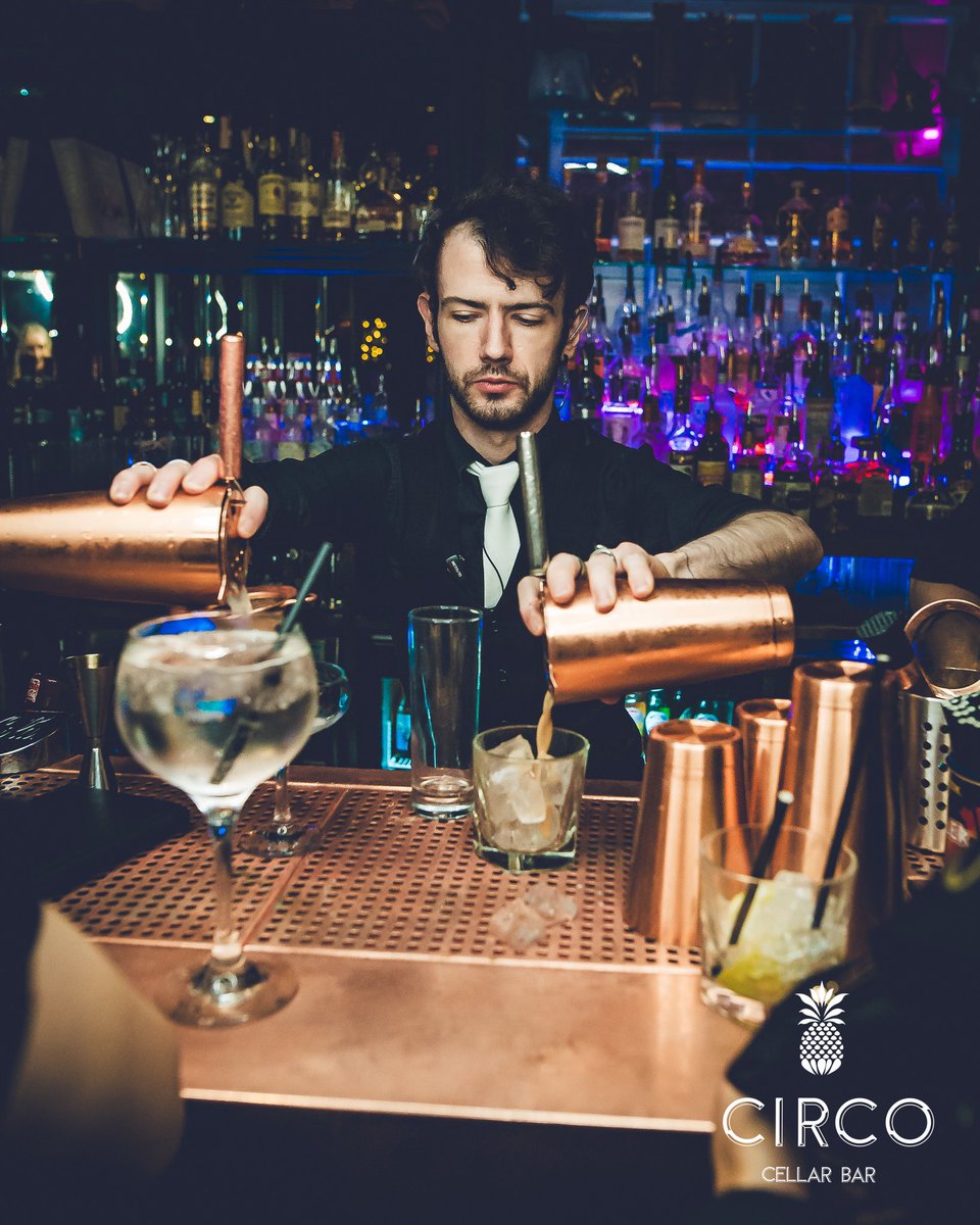 Thursday night drinks with friends at Circo ! 2-For-£14 Cocktails all night !