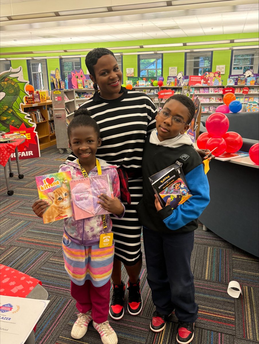Tomorrow is the last day of the book fair @APSFinchEagles. Please support if you can. Feel free to setup an e-wallet: bookfairs.scholastic.com/content/fairs/… @apsupdate @APSMediaServ