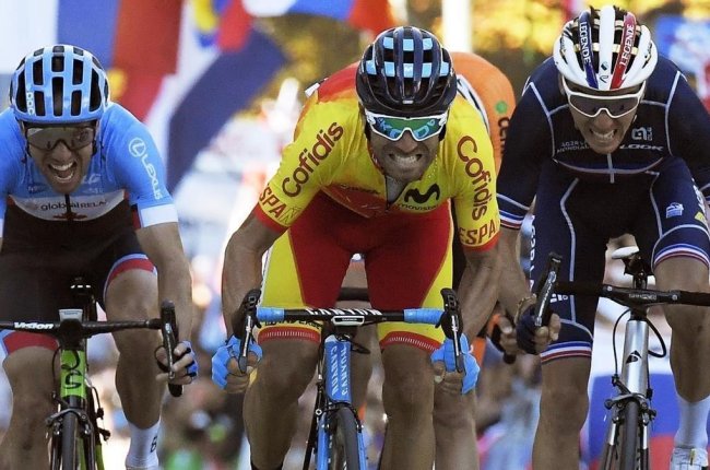 ADescenso's tweet photo. 🎂¡FELICIDADES BALA!🎂
44 añazos que cumple @alejanvalverde y cómo  echamos de menos verle en carrera! https://t.co/JGAf3CnKsk