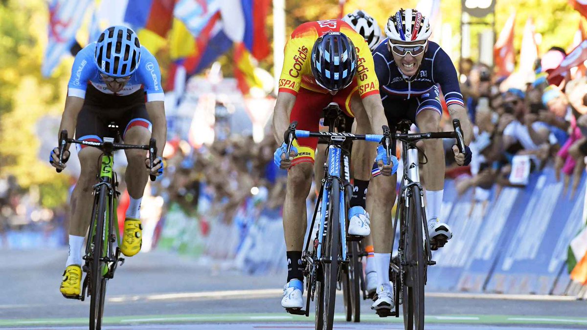 ADescenso's tweet photo. 🎂¡FELICIDADES BALA!🎂
44 añazos que cumple @alejanvalverde y cómo  echamos de menos verle en carrera! https://t.co/JGAf3CnKsk