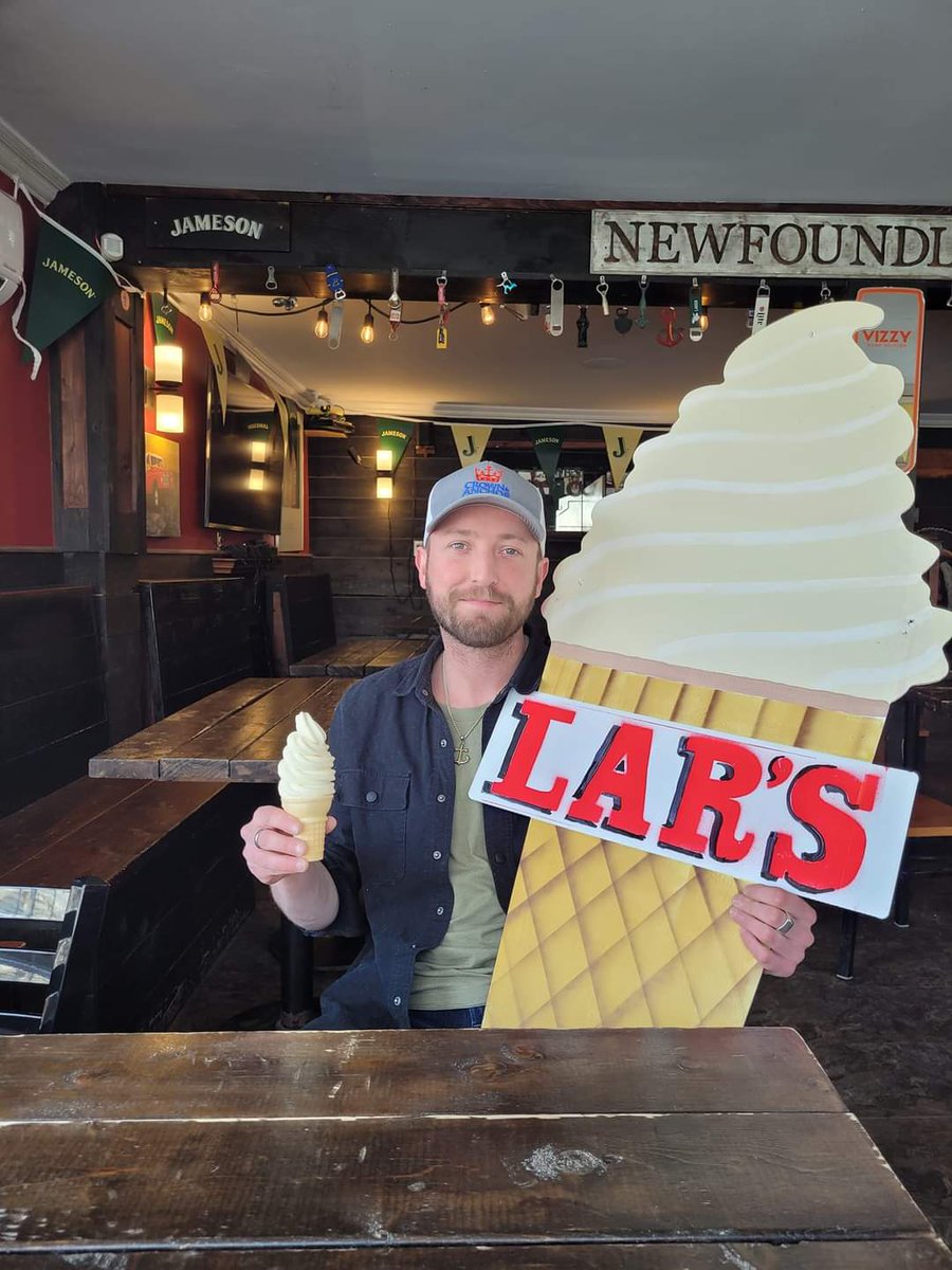 Custard Cones? Yes please.🍦Today is another beautiful day! • Deck is open 🙌 • 29 beer on tap (Most in NL) • Custard Cones are golden ✨️ Live music tonight we have our #JustRumWithIt evening with Nick Earle starting at 9:30! Double Lamb's on for $10.25