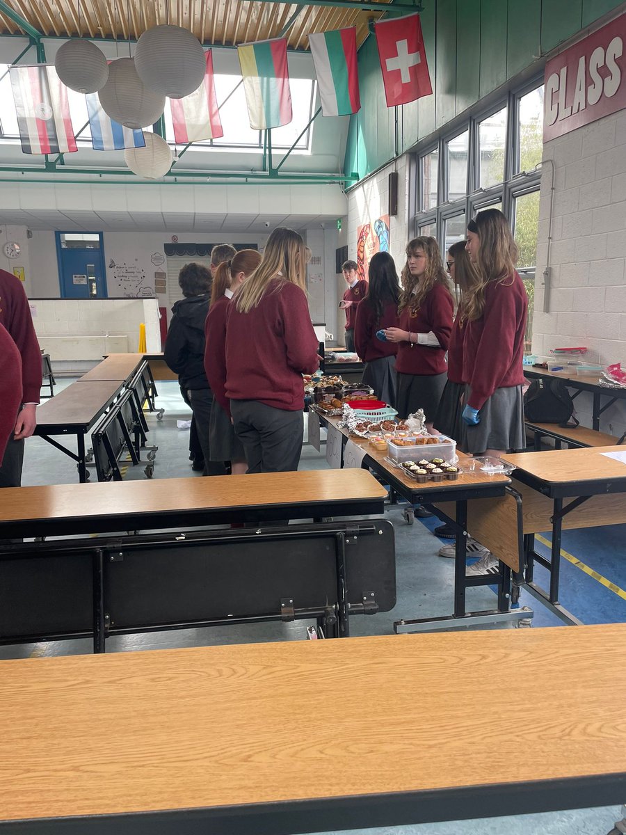 Ms Smith's 3rd year CSPE class held a bake sale today for @DublinSPCA. Lots of homemade cakes and treats were on sale and they raised an amazing €267.65! They are looking forward to visiting  the DSPCA on Monday and handing over their donation. #Deachroí #meas