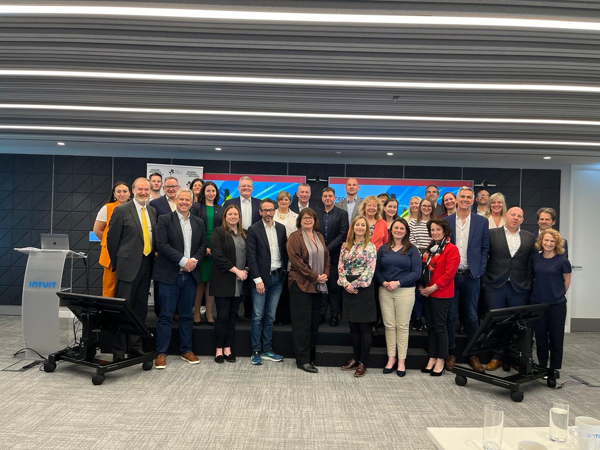 britishchambers's tweet photo. It was wonderful to get together with CEOs across the UK Chamber Network yesterday, and great to hear from guest speaker @GillianKeegan MP, as we discussed key topics such as improving skills and tackling labour shortages.
#LSIPs #Skills #WhereBusinessBelongs https://t.co/HViUK9YEqU