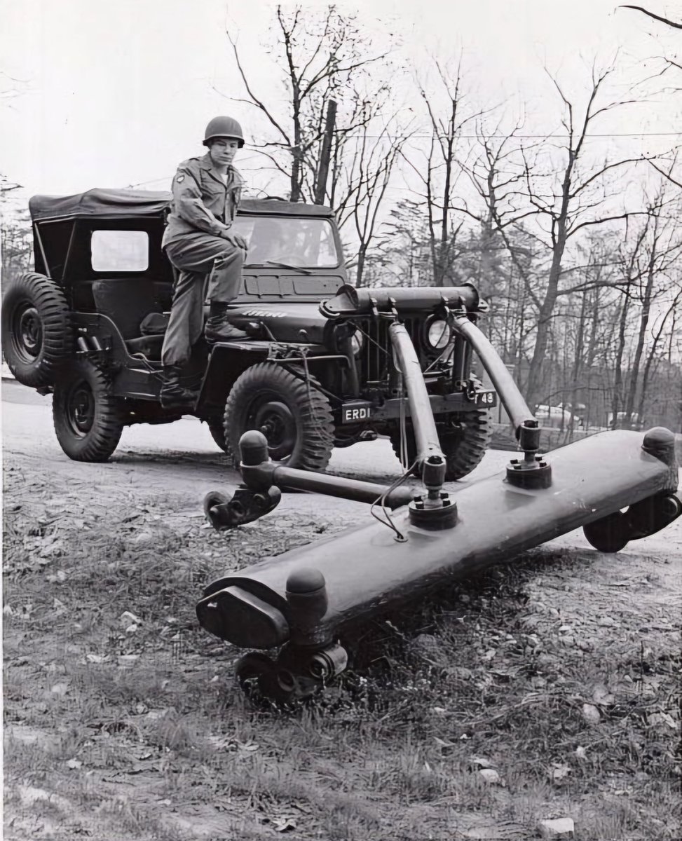 Jeep mounted mine detector Fort Belvoir Virginia,1957! #vintage #thursdaythoughts #legends #history ..................... Happy Thursday! #thursday .................... 📸 Unknown #jeep #jeeplife #legendary1941