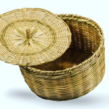 This eco-friendly bamboo basket is perfect for organizing your home. Use it for storing fruits, veggies

Buy Now :tinyurl.com/4b666adk

#AmritKalashShop #AmritKalash #EcoFriendly #BambooCraft  #Handicrafts #MultipurposeBasket #LokSabhaElections2024 #Followmeplease #ShopNow