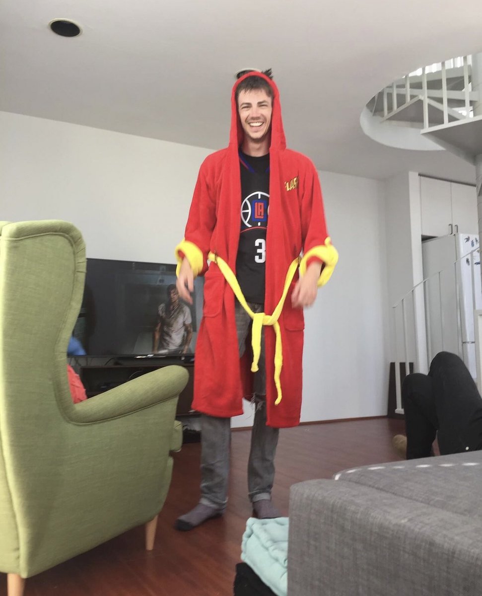 DCTVBR's tweet photo. "Nós chegamos em 25 de abril de 2024. Eu posso confirmar que, de fato, o Flash não desapareceu."

Grant Gustin (#TheFlash) através de seu Instagram. https://t.co/Fz1oNZfN8L