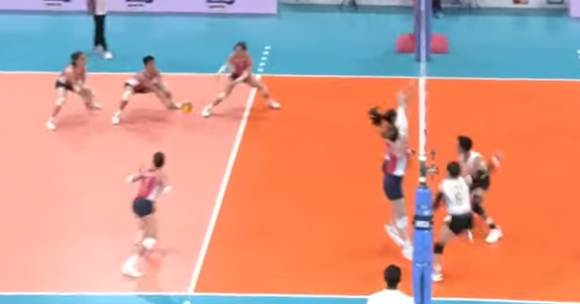 Savi receives, Savi scores

WATCH: 
rb.gy/591nit
 #CMFT #Sisi #Rondina #PVL2024 #chocomucho #flyingtitans #CheryTiggo #Bellemariano #DonBelle #mars #alba #Maddie #tots #carlos #Deanna #wong #Eya #Laure #VanSickle #ccs #creamline #valdez #jema #galanza #PLDT #Savi