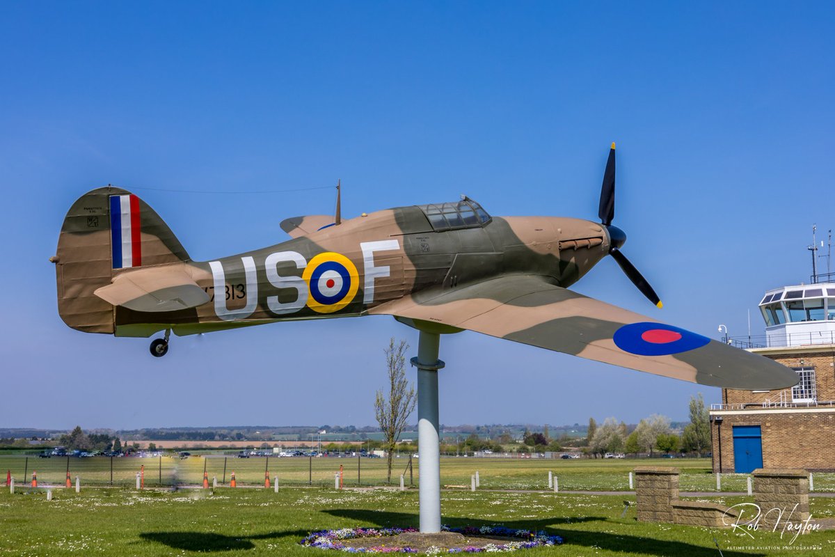 ‘Hawker Hurricane Week’

Perched on its pole is the Hurricane Gate Guardian at North Weald Airfield in Essex…#hawkerhurricane #hawker #pegs #hurricaneheritage #warbirds #AvGeek #whitewaltham #aviationphoto #westlondonaeroclub #warbirdsofinstagram #instaaviation #warbirdpics