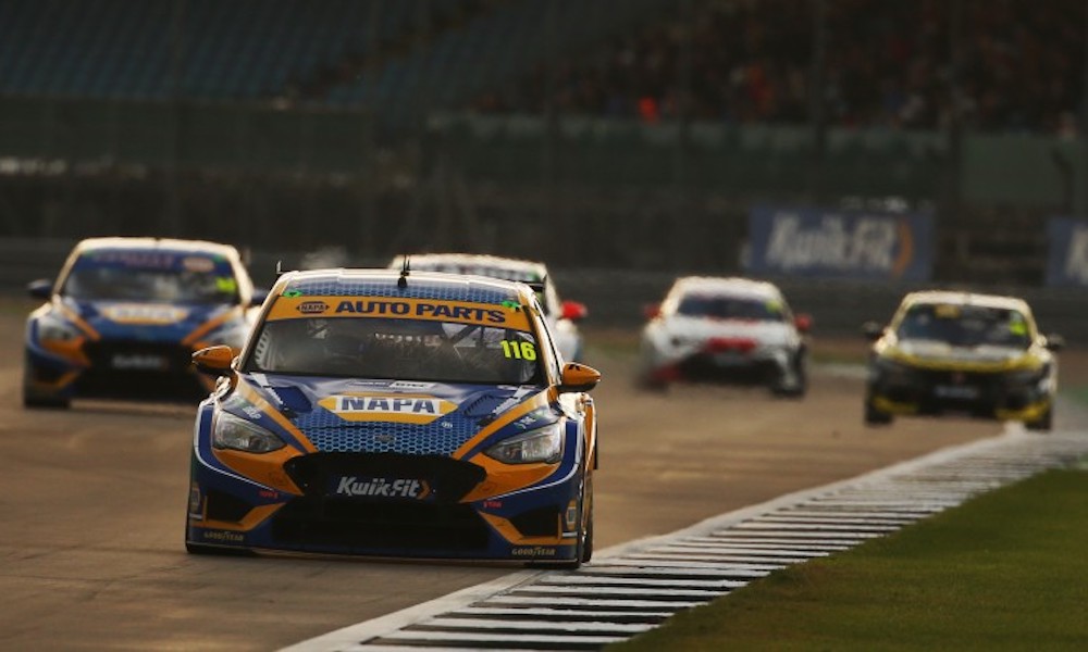 The @BTCC has doubled its hybrid power boost to 60bhp this year, but what will it mean for the racing? To find out, we spoke to last season's title-winning engineer from the @naparacinguk Ford squad 👇 racecar-engineering.com/articles/touri… #BTCC