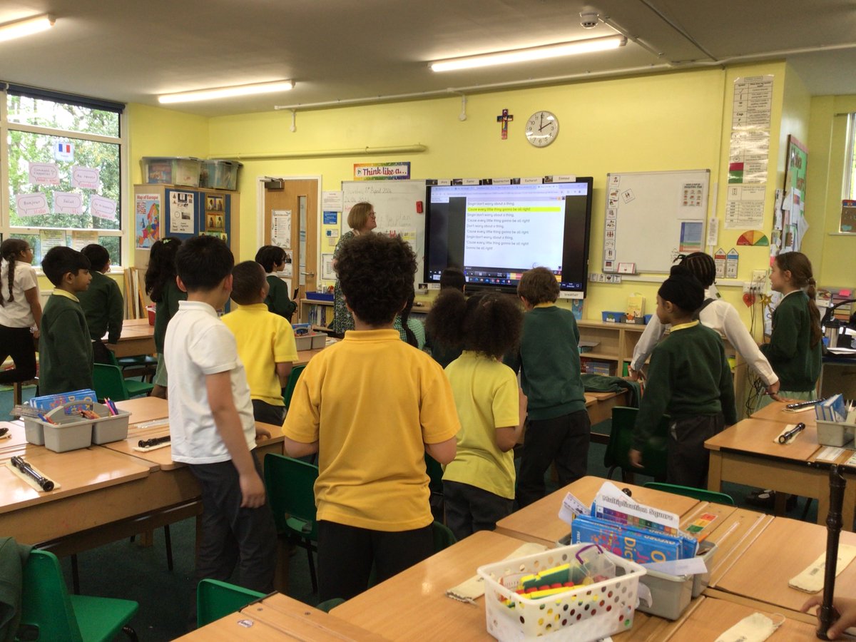 Year 3 have really enjoyed their recorder lesson this week! They have loved learning and singing a song by Bob Marley #music #recorder Thank you to Miss Hopper! @SFE_MS