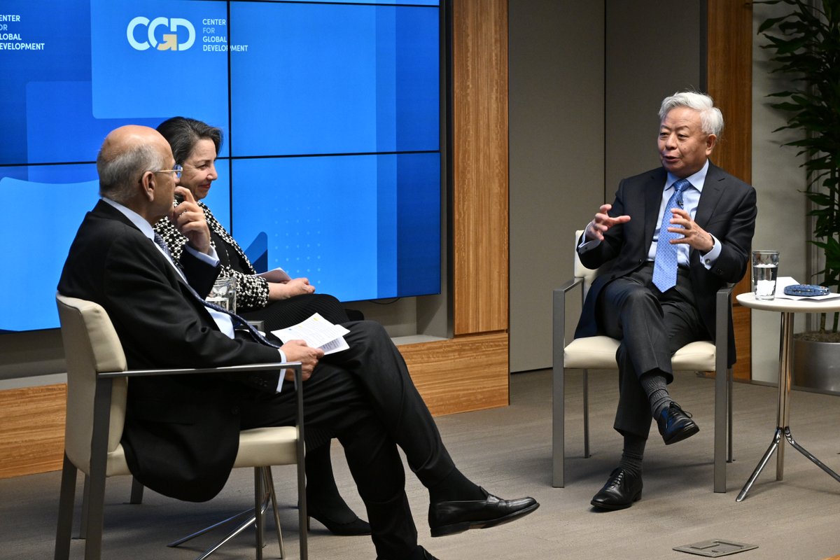 .@AIIB_Official President Jin Liqun recently visited @CGDev for a special discussion on institution’s progress, its approach to financing climate change mitigation, and more. If you missed the live discussion, tune into the recording! 👇 #CGDtalks bit.ly/4aIjsJr