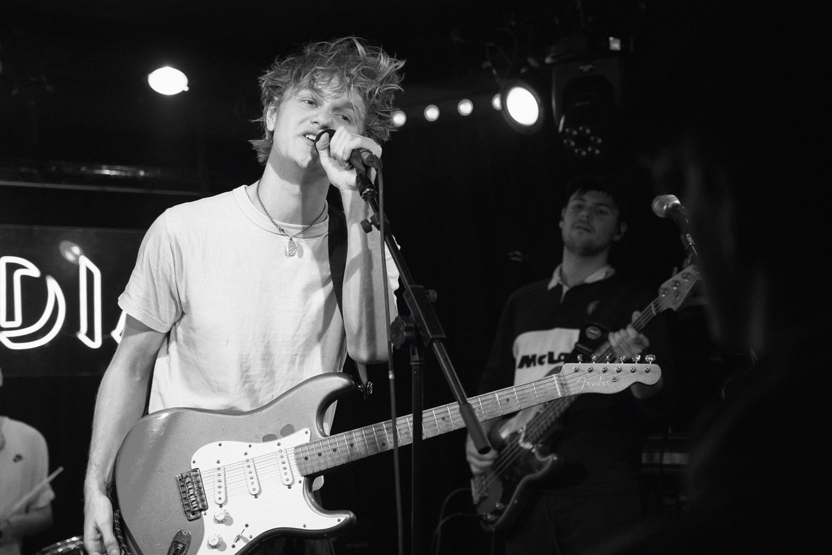 wearepictureday's tweet photo. We had such a good time last night, Shout out to @22DriversRecord for having us!
📸: Incredible photos by Ed Green  
Tomorrow night we play our best show yet supporting @thestealersband with JayMadeIt which is SOLD OUT
#band #music #indie #guitar #bass #drums #livemusic #brighton https://t.co/dBzzjP0PAW