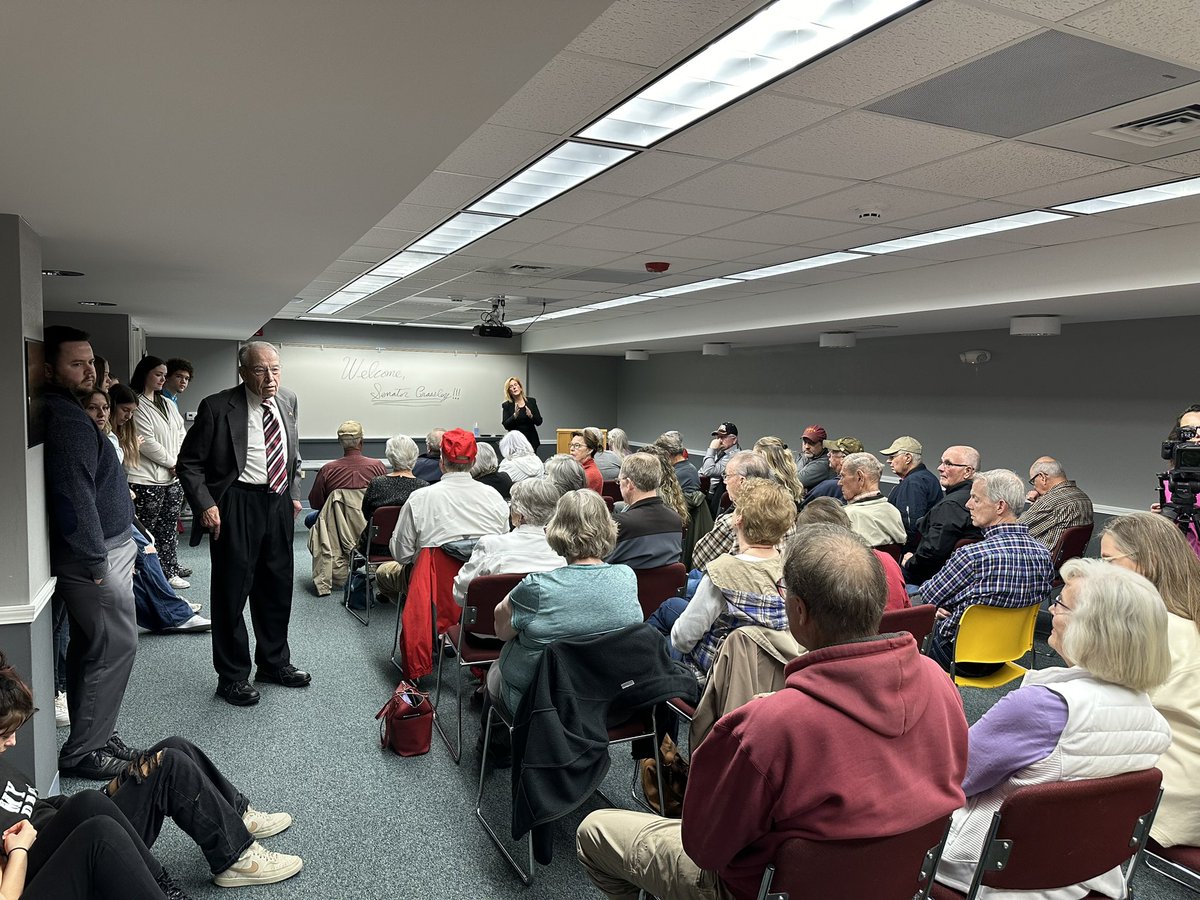 Shelby Co town mtg in Harlan 73ppl issues: cong oversight FBI Ukraine prop12 cut fraud in govt CIA natl debt stop doing omnibus bills border security fentanyl Schumer separation of church and state carbon pipelines etc #99countymeetings