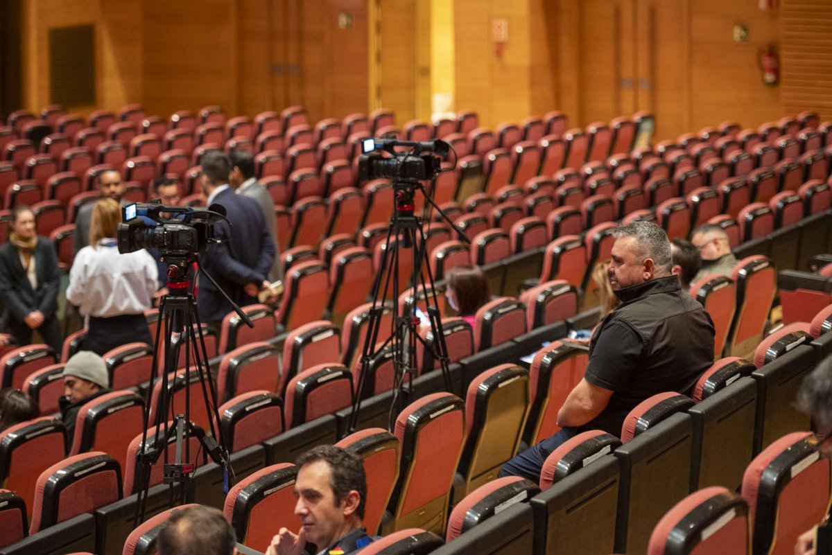 ❌ ¡Finalizado el streaming de la penúltima jornada del #XXIICILA! Los participantes se quedan disfrutando de #Granada y nosotros regresamos mañana viernes a las 9:00 con una nueva conferencia magistral

Consultad todo el programa aquí 👉 ow.ly/FHgc50RjWU3