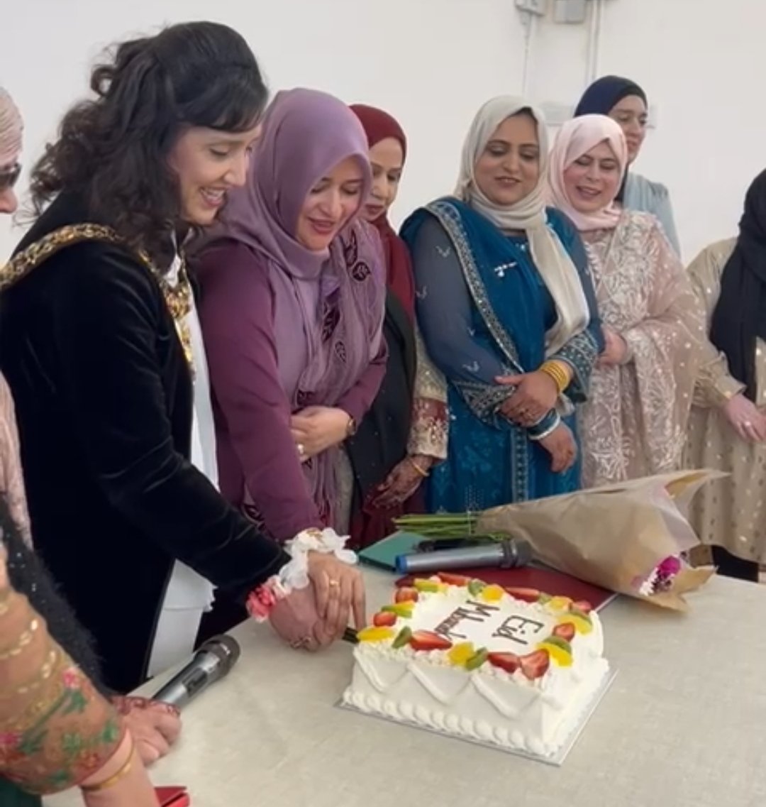 Inspirational afternoon of Eid Celebrations with Madam Mayoress of Manchester Yasmine Dar @Yasmine_Dar ❤️💃💖🥳🎉🎂