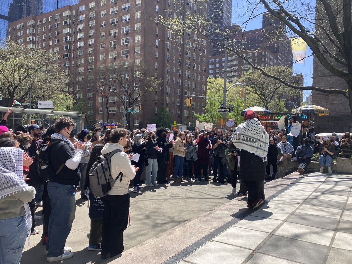 incredible turnouts today both at the new CCNY occupation & fordham’s revived SJP rally. CCNY especially needs numbers, supplies and support if you can