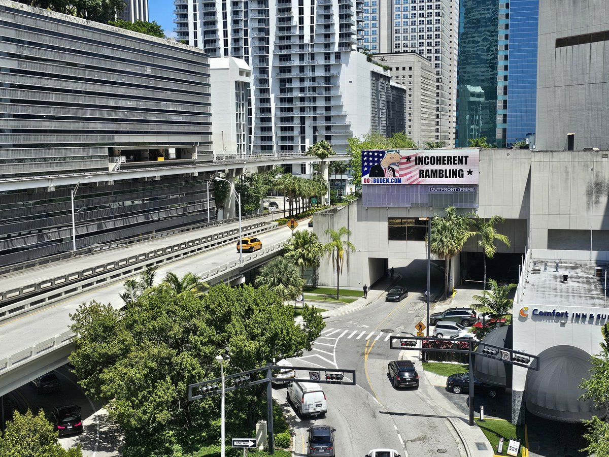 CryptoParadyme's tweet photo. Miami (real) https://t.co/hfAG5zg3b8
