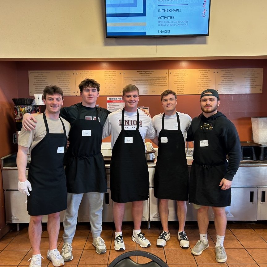 𝓐𝓬𝓽𝓼 𝓸𝓯 𝓢𝓮𝓻𝓿𝓲𝓬𝓮🤝 Members of our program volunteered their time in the community with Schenectady My Brother's Keeper, as well as, the City Mission of Schenectady! #FTC #1Percent #GoU