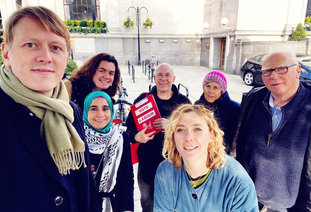 Canvass catch up: St Mary's and St James', Just 7 days until the Mayoral election. The Tories have changed the way Londoners vote - Remember:You only vote once - no second preference. We suggest… #VoteLabour #VoteSadiq #VoteSem @IslingtonLabour