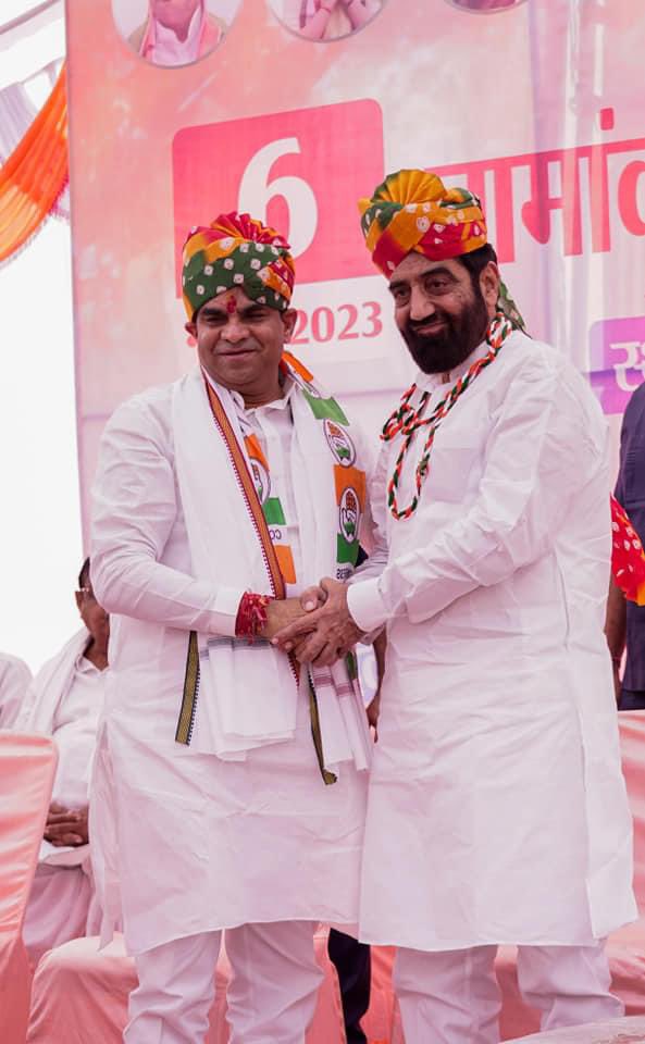 Gopal meena (@gopalmeenainc) on Twitter photo राजस्थान जयपुर ग्रामीण लोकसभा प्रभारी हरियाणा महेंद्रगढ़ से विधायक बड़े भाई <a href="/raodansinghhry/">Rao Dan Singh</a> जी को हरियाणा लोकसभा भिवानी - महेंद्रगढ़ से प्रत्याशी चुने जाने पर हार्दिक बधाई ओर शुभकामनाएँ 🙏🏻🙏🏻🙏🏻
<a href="/INCIndia/">Congress</a> <a href="/INCRajasthan/">Rajasthan PCC</a> <a href="/RahulGandhi/">Rahul Gandhi</a> राजस्थान जयपुर ग्रामीण लोकसभा प्रभारी हरियाणा महेंद्रगढ़ से विधायक बड़े भाई <a href="/raodansinghhry/">Rao Dan Singh</a> जी को हरियाणा लोकसभा भिवानी - महेंद्रगढ़ से प्रत्याशी चुने जाने पर हार्दिक बधाई ओर शुभकामनाएँ 🙏🏻🙏🏻🙏🏻
<a href="/INCIndia/">Congress</a> <a href="/INCRajasthan/">Rajasthan PCC</a> <a href="/RahulGandhi/">Rahul Gandhi</a>