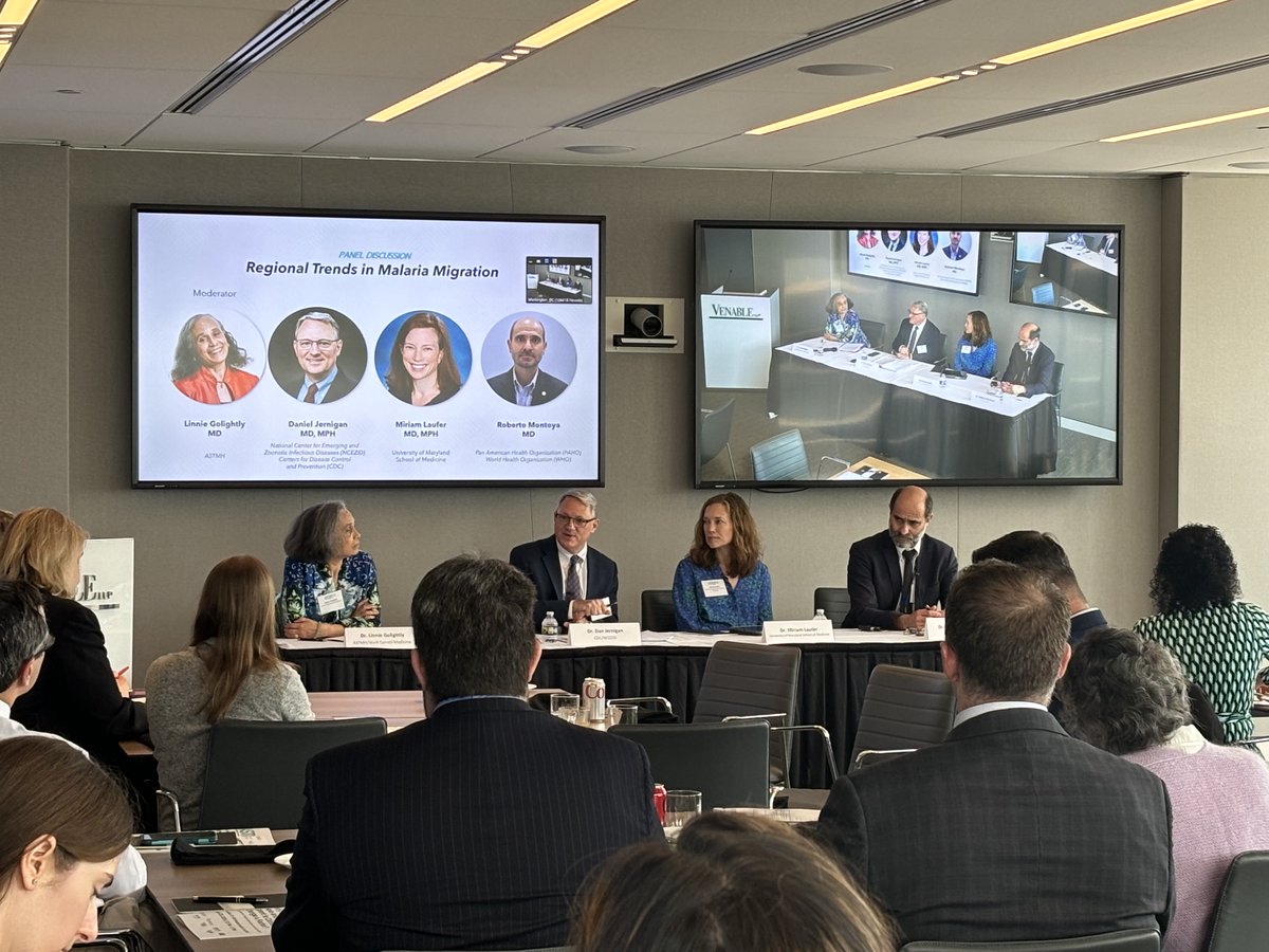 Experts from @CDCgov @UMmedschool @pahowho discussed why #malaria is on the move in the first panel of today's @ASTMH event! Answers included climate change🌀, increased convergence between humans and animals, and increased interconnected of the world🌍