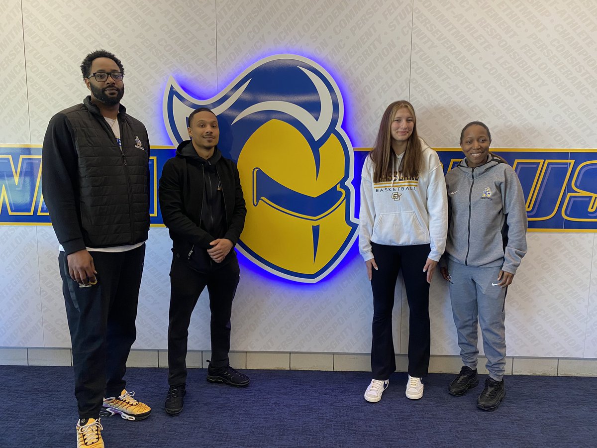After a great visit, I am beyond blessed and excited to receive an offer to play at @MUCrusadersWBB. Thank you @CoachJobey, @coachbparker88 and @CoachHood05 for the amazing visit. @MiMysticsS40_26 @MImystics @GrasslakeGbball