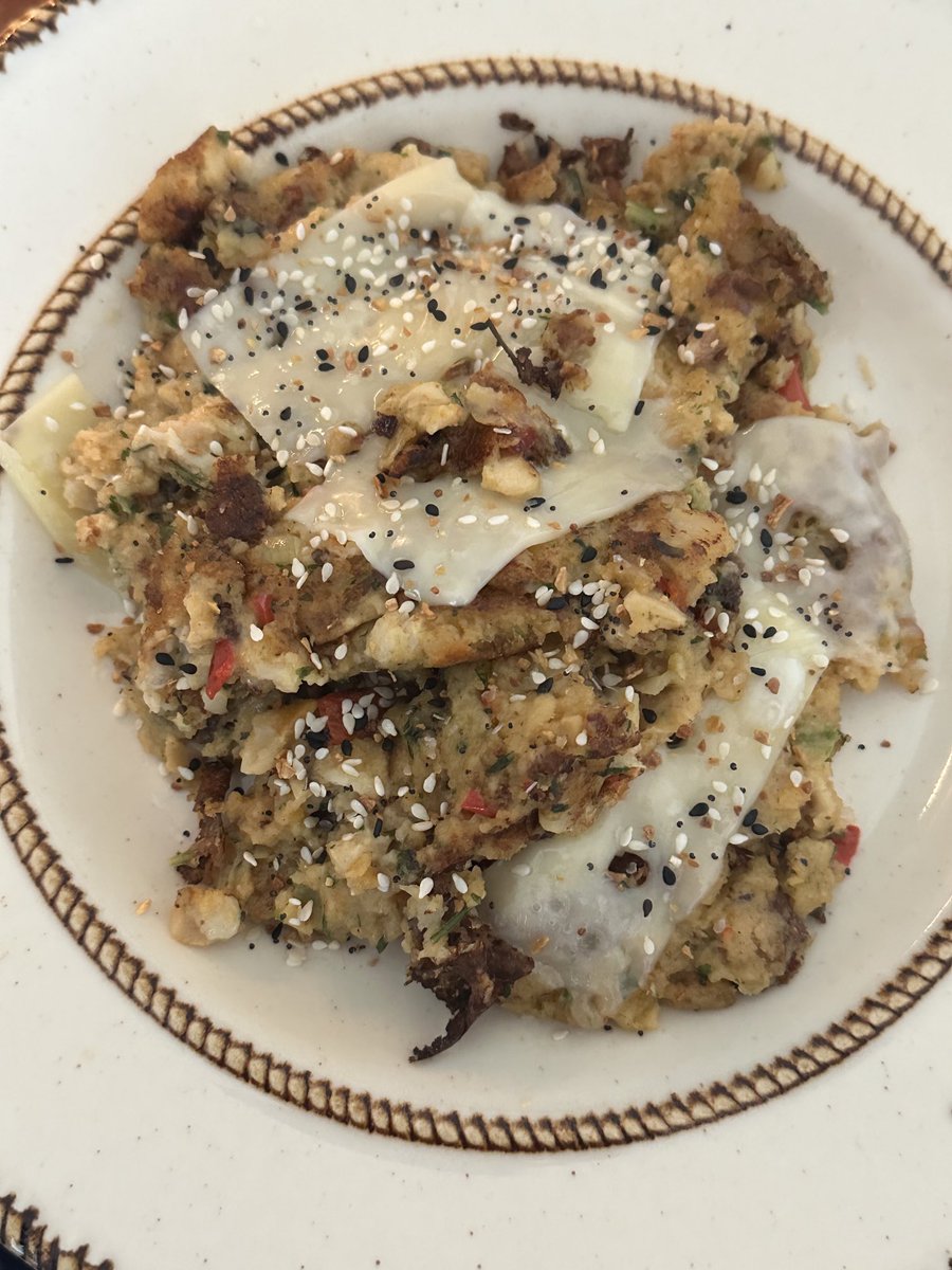 Just a quick lunch of pan fried quahog stuffing 👨‍🍳