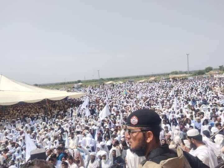 The people of Lakki Marwat came out in the thousands today to demand peace and to demand and end to terrorism. As usual and has become the norm, the mainstream media chose to completely ignore the voices of Pashtuns demanding peace. We stand with the people of Lakki Marwat.