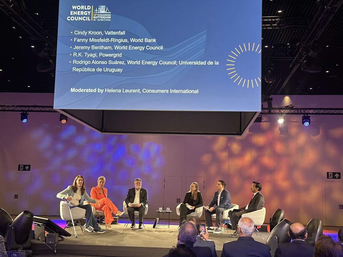 Today at the 26th @WECongress, we joined experts to discuss: 'Who Pays? Managing the full costs to society of energy transition'. 🌎 The average annual need for climate finance in 2030 will be $9 trillion, according to Climate Policy Initiative There is no such thing as a…
