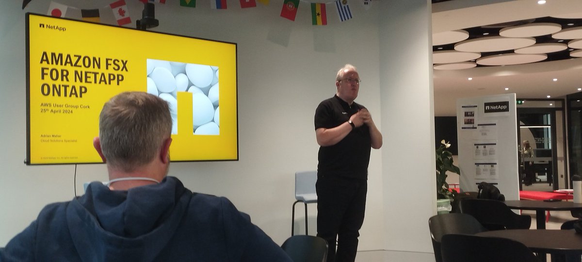Nice to be back at #AWSCork at <a href="/NetAppEMEA/">NetApp EMEA</a> in Cork with <a href="/AWSUserGroups/">AWS User Groups</a> 🧠🧐☁️